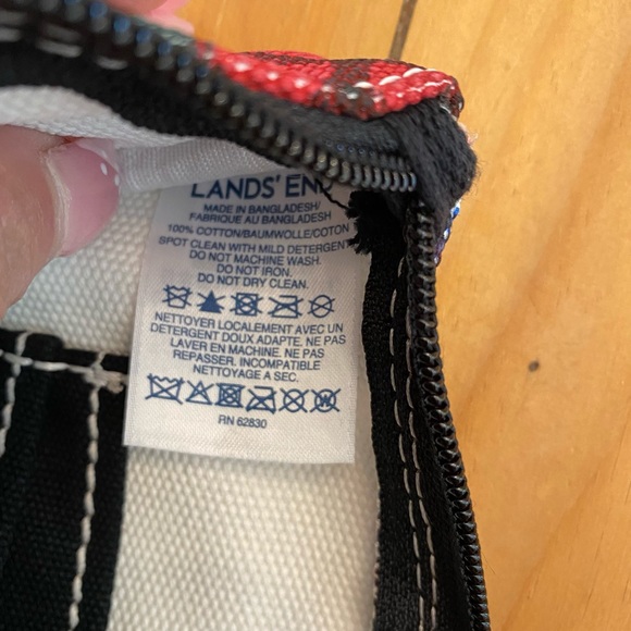 Land’s End Canvas Plaid Red Green & Black Wristlet Small Clutch NEW - Picture 9 of 9